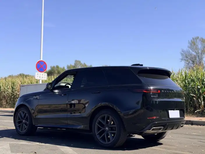 Range Rover Sport 2023 Model 3.0 L6 DYNAMIC HSE – фото 4