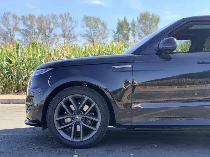 Range Rover Sport 2023 Model 3.0 L6 DYNAMIC HSE – фото 7