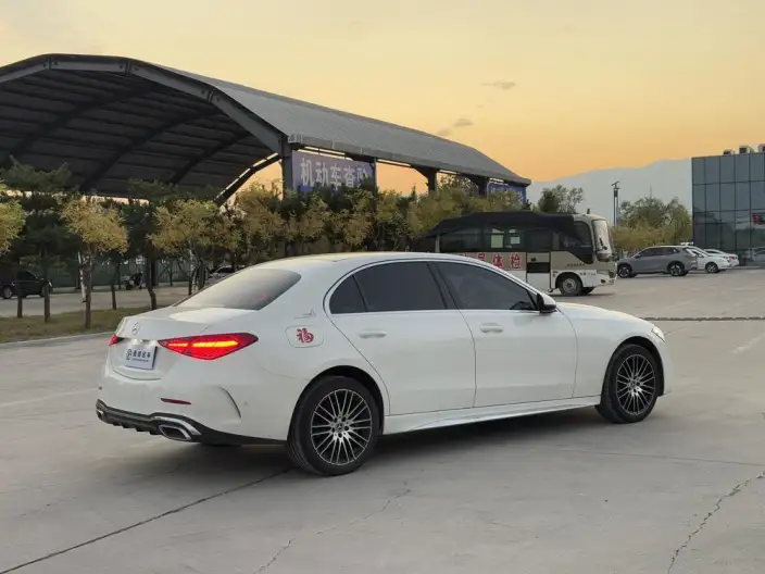 Mercedes-Benz C-Class 2025 Model Facelift C 260 L Sports Edition – фото 6