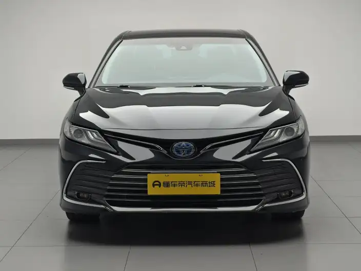 Toyota Camry 2021 Model Hybrid 2.5HG Deluxe Edition – фото 2
