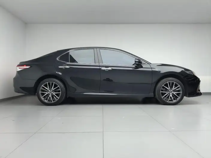 Toyota Camry 2021 Model Hybrid 2.5HG Deluxe Edition – фото 8