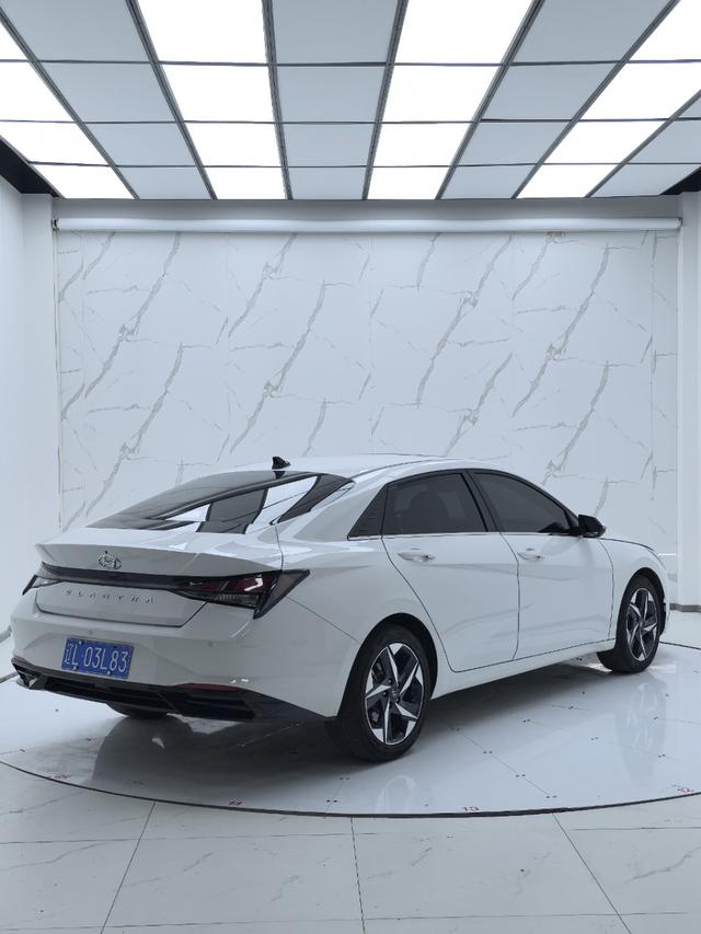 Hyundai Elantra 2022 1.5L CVT GLX Elite – фото 6