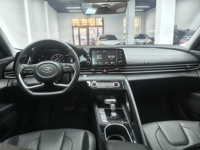 Hyundai Elantra 2022 1.5L CVT GLX Elite – фото 12