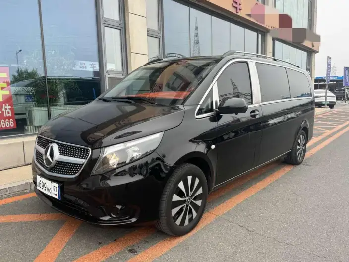 Viano 2021 Model 2.0T Elite Edition 7 seat – фото 1