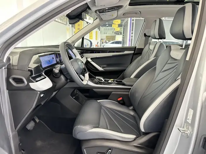 Geely Boyue L 2023 Model 1.5TD DCT Honor Edition – фото 8