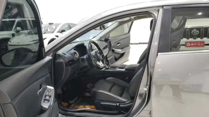Nissan Sylphy 2021 Model 1.6L XL CVT Yuexiang Edition – фото 10