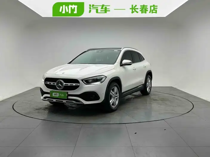 Mercedes-Benz GLA 2022 Model GLA 180 – фото 1