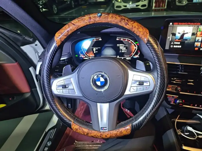 BMW 5 Series 2023 Model 530Li Leading Model M Sports Set – фото 7