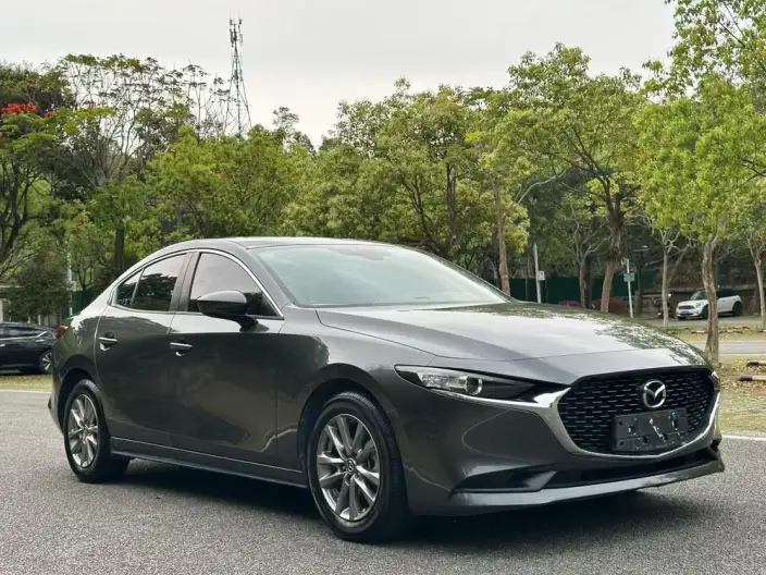 Mazda3 Axela 2020 Model 1.5L Automatic Zhi Model Edition – фото 3