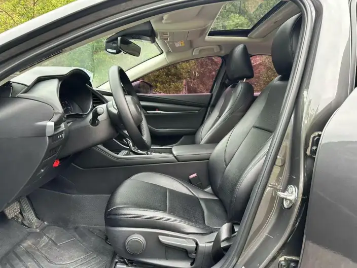 Mazda3 Axela 2020 Model 1.5L Automatic Zhi Model Edition – фото 8