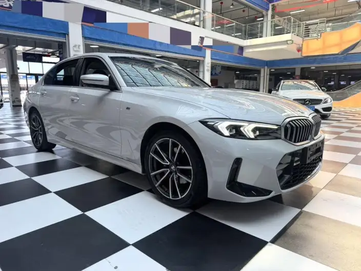 BMW 3 Series 2023 Model 320Li M Sports Set – фото 3