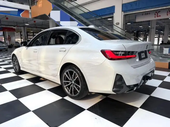 BMW 3 Series 2023 Model 320Li M Sports Set – фото 4