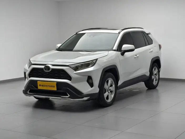 Toyota RAV4 2021 Model 2.0L CVT 2WD Fashion Plus Edition – фото 1