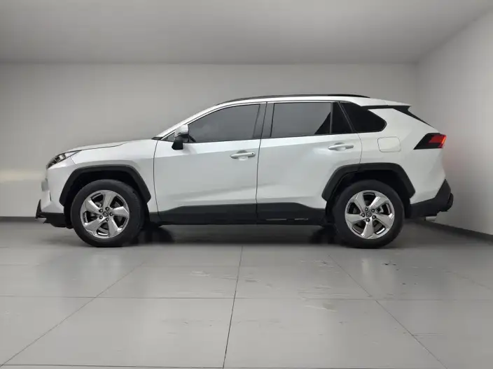 Toyota RAV4 2021 Model 2.0L CVT 2WD Fashion Plus Edition – фото 4