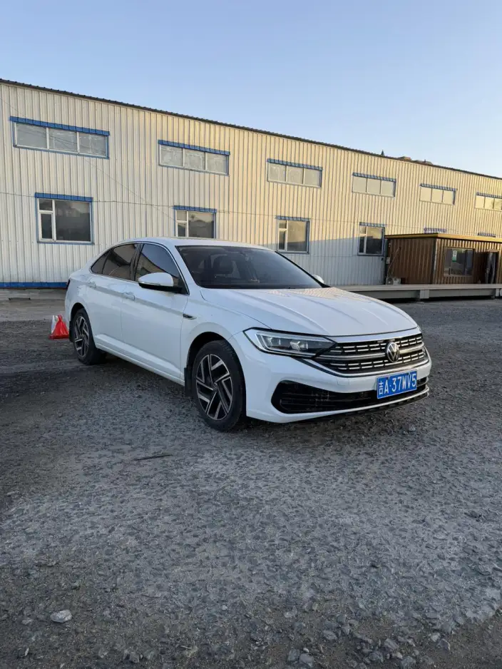 Volkswagen Sagitar 2023 Model 280TSI DSG Beyond Edition Lite – фото 3