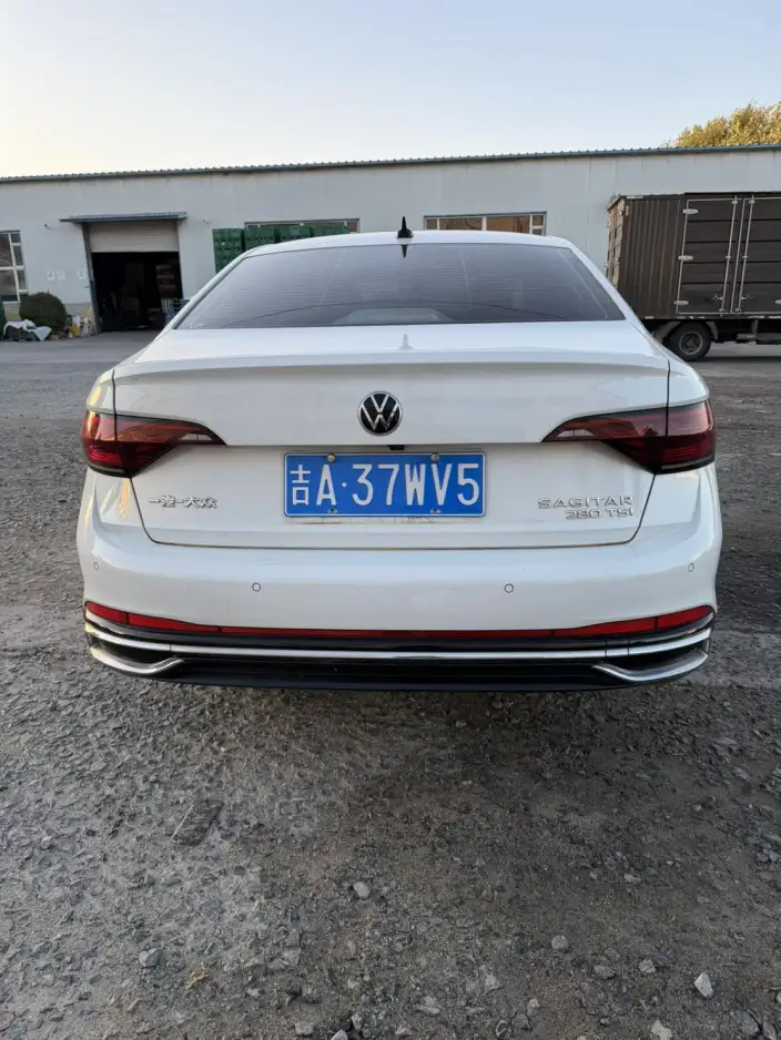 Volkswagen Sagitar 2023 Model 280TSI DSG Beyond Edition Lite – фото 5