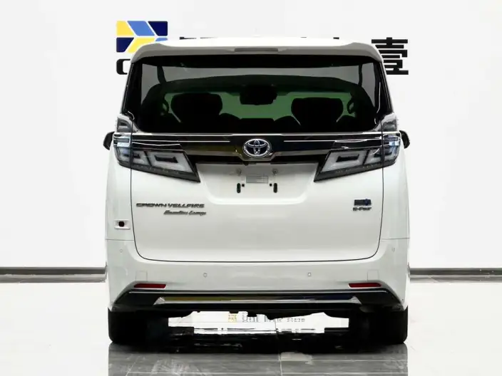 Vellfire 2021 Model Toyota Crown Hybrid 2.5L HV Supreme Edition – фото 3