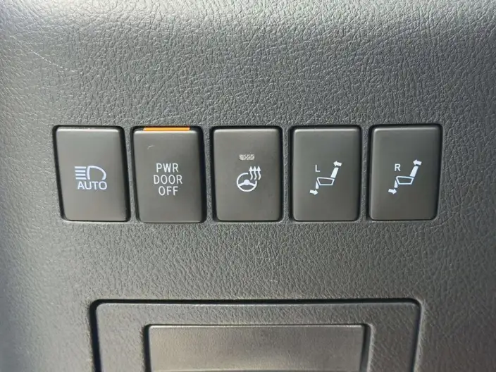 Vellfire 2021 Model Toyota Crown Hybrid 2.5L HV Supreme Edition – фото 8