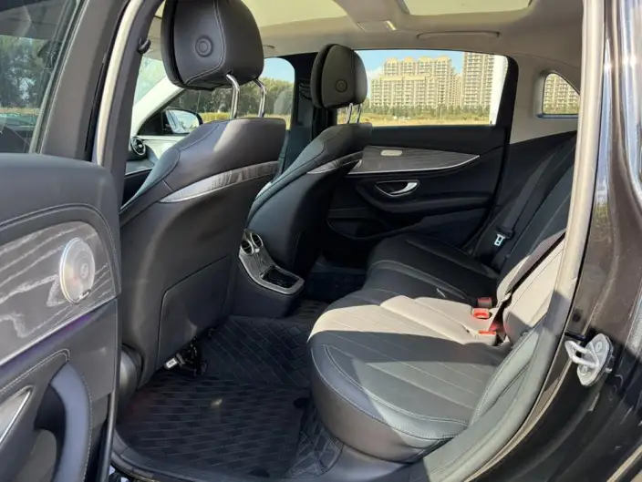 Mercedes-Benz E-Class 2023 Model E 300 L Fashion Model sedan – фото 10