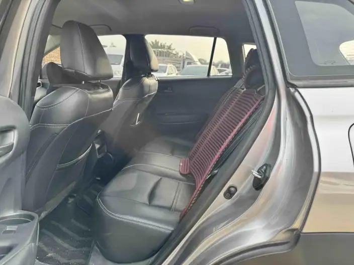 Toyota Corolla Cross 2022 Model 2.0L Pioneer Edition – фото 9