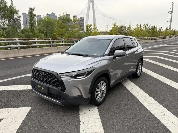 Toyota Corolla Cross 2022 Model 2.0L Pioneer Edition – фото 10