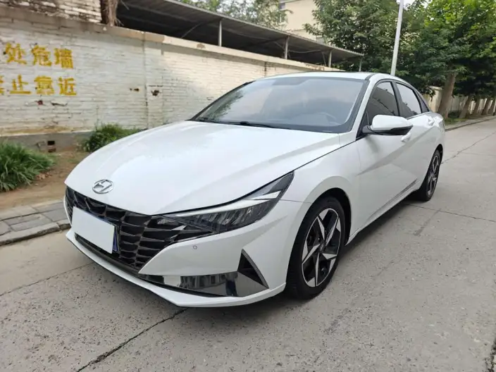 Hyundai Ioniq 2022 Model 1.5L CVT GLX Elite Edition – фото 1