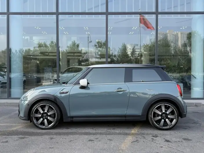 MINI 2022 Model 2.0T COOPER S The Coopers Memorial Edition