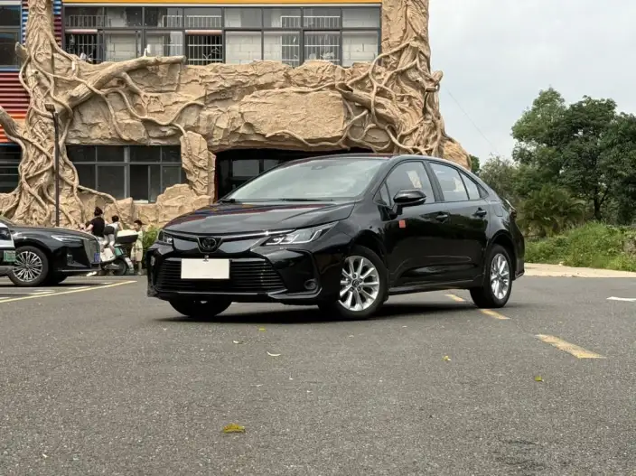 Toyota Corolla 2021 Model 1.2T S-CVT Sports Edition – фото 1