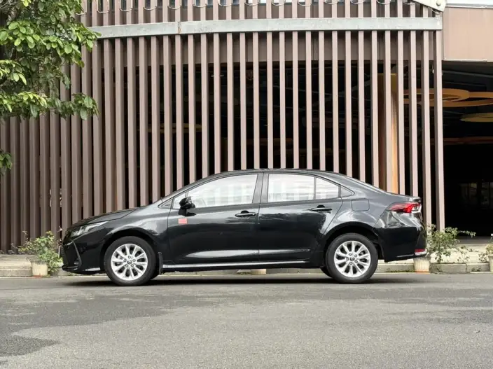 Toyota Corolla 2021 Model 1.2T S-CVT Sports Edition – фото 3