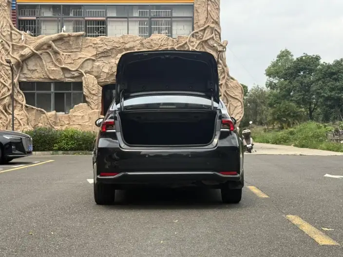 Toyota Corolla 2021 Model 1.2T S-CVT Sports Edition – фото 5