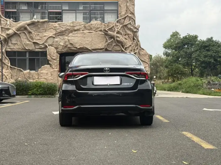 Toyota Corolla 2021 Model 1.2T S-CVT Sports Edition – фото 9