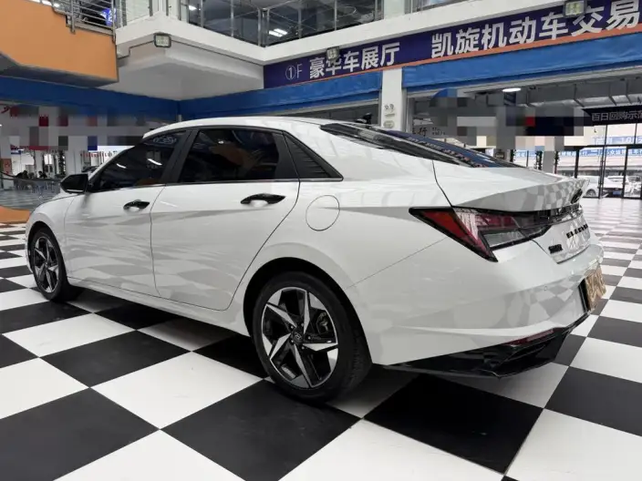Hyundai Ioniq 2022 Model 1.5L CVT LUX Premium Edition – фото 5