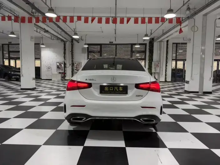 Mercedes-Benz A-class 2023 Model A 180 L – фото 6