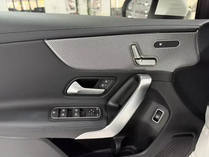 Mercedes-Benz A-class 2023 Model A 180 L – фото 9