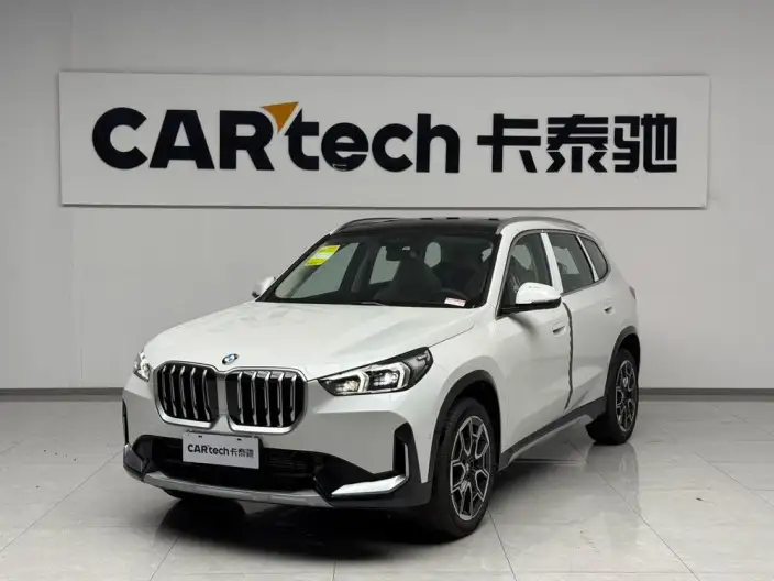 BMW X1 2026 Model sDrive25Li X Design Set – фото 1