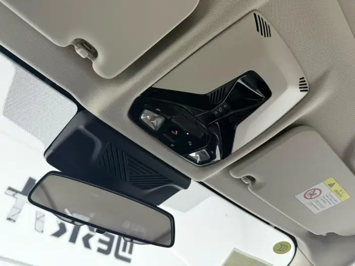 BMW X1 2026 Model sDrive25Li X Design Set – фото 6