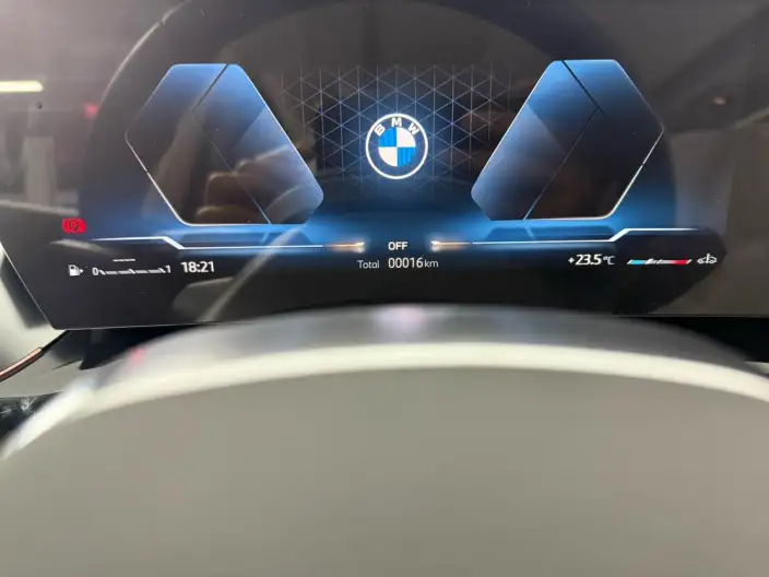 BMW X1 2026 Model sDrive25Li X Design Set – фото 10