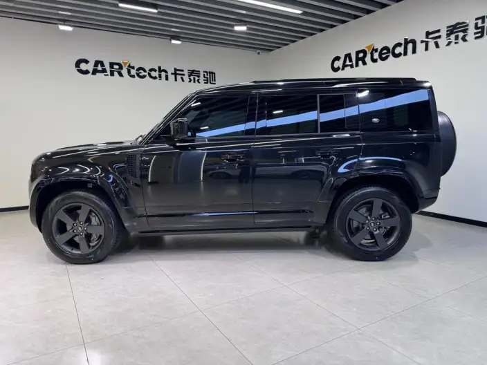 Land Rover Defender 2024 Model 110 3.0T P400 X-Dynamic HSE – фото 4