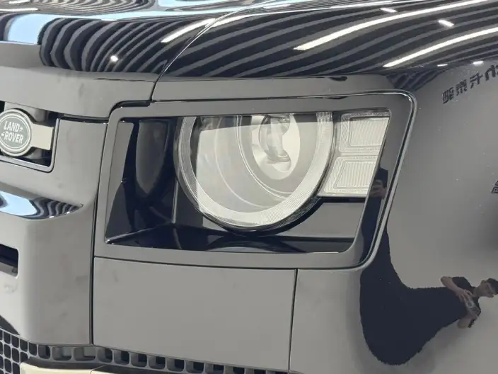 Land Rover Defender 2024 Model 110 3.0T P400 X-Dynamic HSE – фото 9