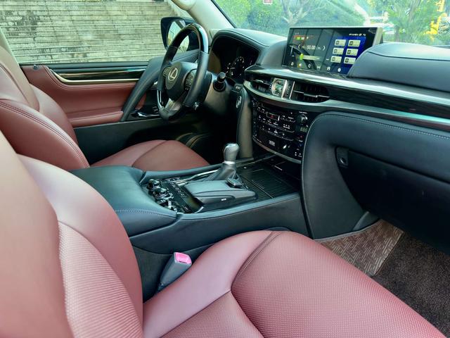 Lexus LX 2009 модификация 570 – фото 10