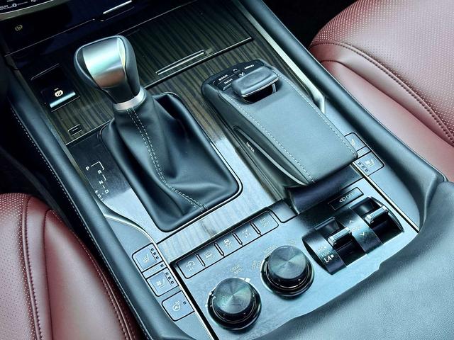 Lexus LX 2009 модификация 570 – фото 26