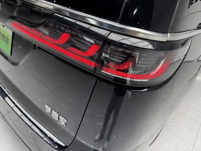 VOYAH Dreamer PHEV 2024 Model Ultra-long Endurance Premium Edition – фото 5