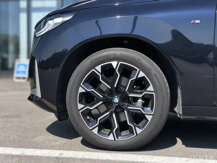 BMW X3 2025 Model xDrive30L Leading Model M Sports Set – фото 8