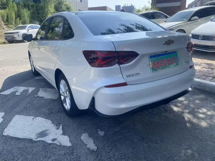 Chevrolet Corolla 2023 Model 1.5L DCT Yuexiang Edition – фото 4