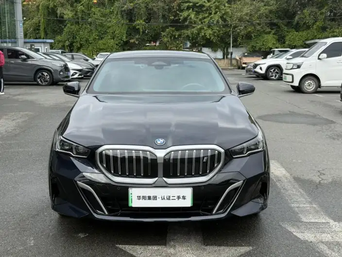 BMW i5 2025 Model eDrive40L M Sports Set – фото 2