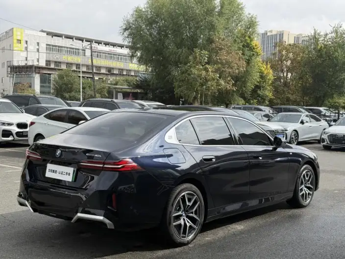 BMW i5 2025 Model eDrive40L M Sports Set – фото 6
