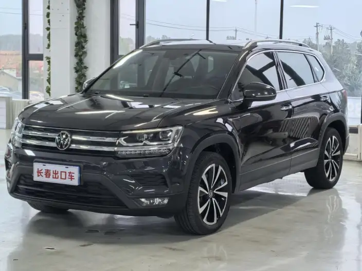 Volkswagen Tharu 2022 Model 280TSI 2WD Deluxe Edition – фото 1