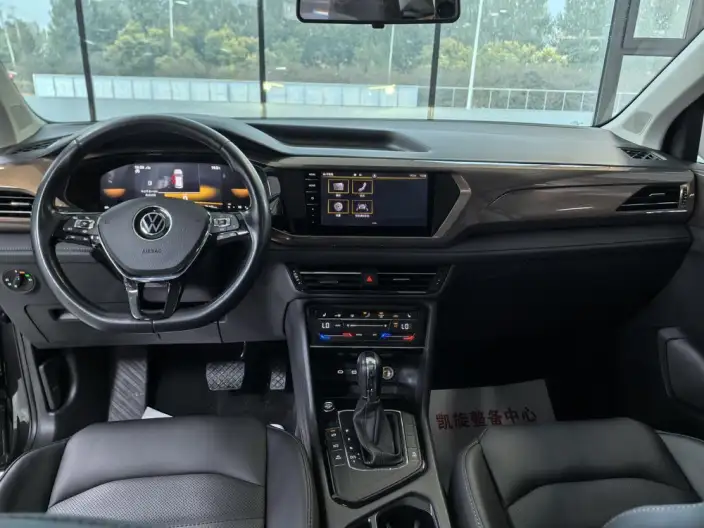 Volkswagen Tharu 2022 Model 280TSI 2WD Deluxe Edition – фото 8