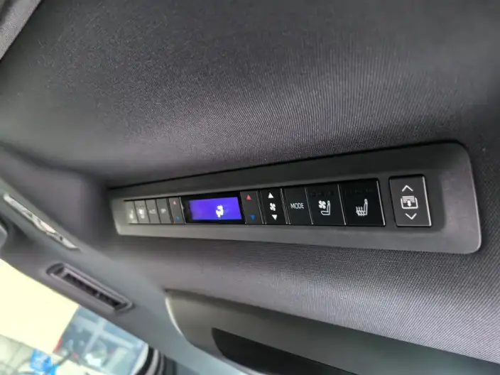 Toyota Sienna 2021 Model 2.5L Hybrid Platinum edition – фото 7