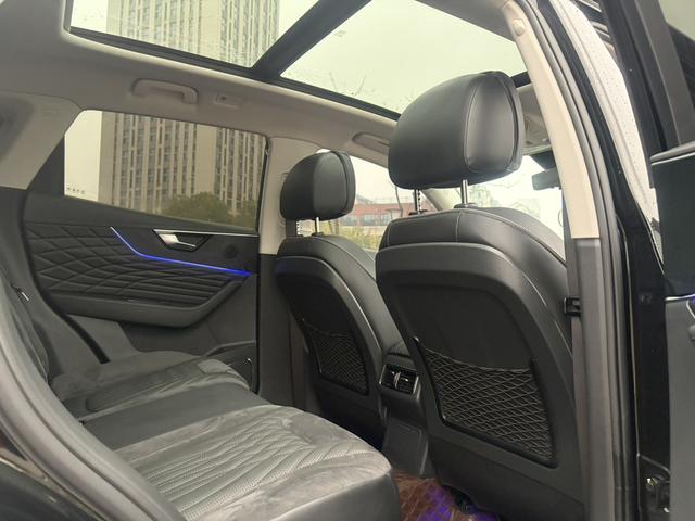 Hongqi HS5 2022 2.0T Smart Enjoy Link Flag Link 4WD – фото 8